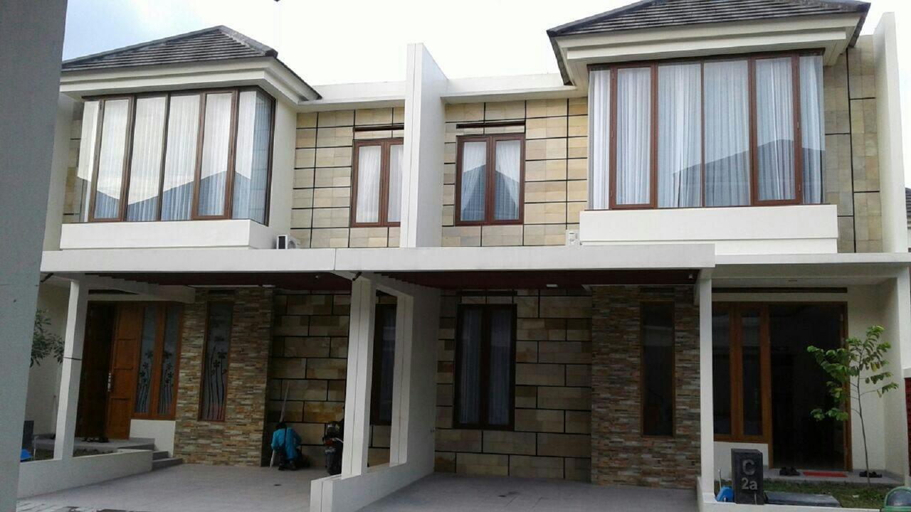 Padma Laguna Guesthouse Baturetno Bagian luar foto
